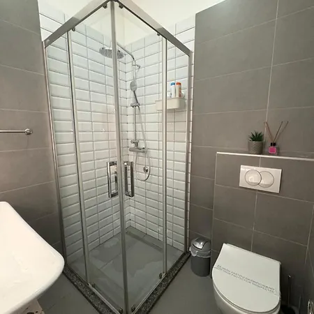 Boulevard Apartman *