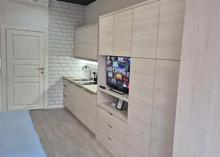 Boulevard Apartment *