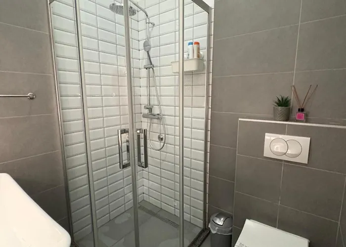 Boulevard Apartment *